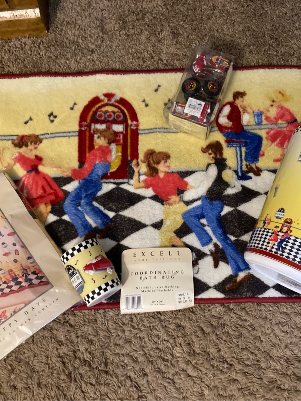 Kohl's Retro Diner Bath Rug in Yellow, Red, Blue